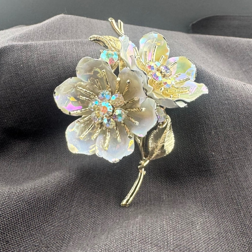 Vintage Coro Brooch Floral Enamel Aurora Borealis Rhinestone Iridescent AB